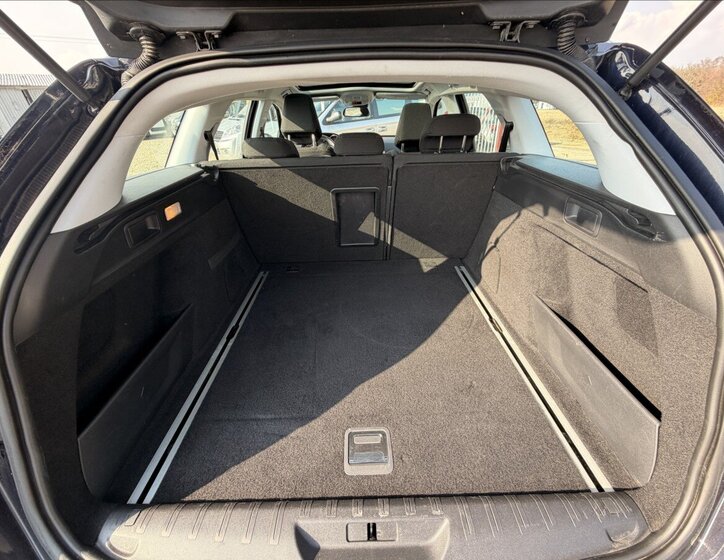 Peugeot 308 Kombi 2,0 l 110 kw