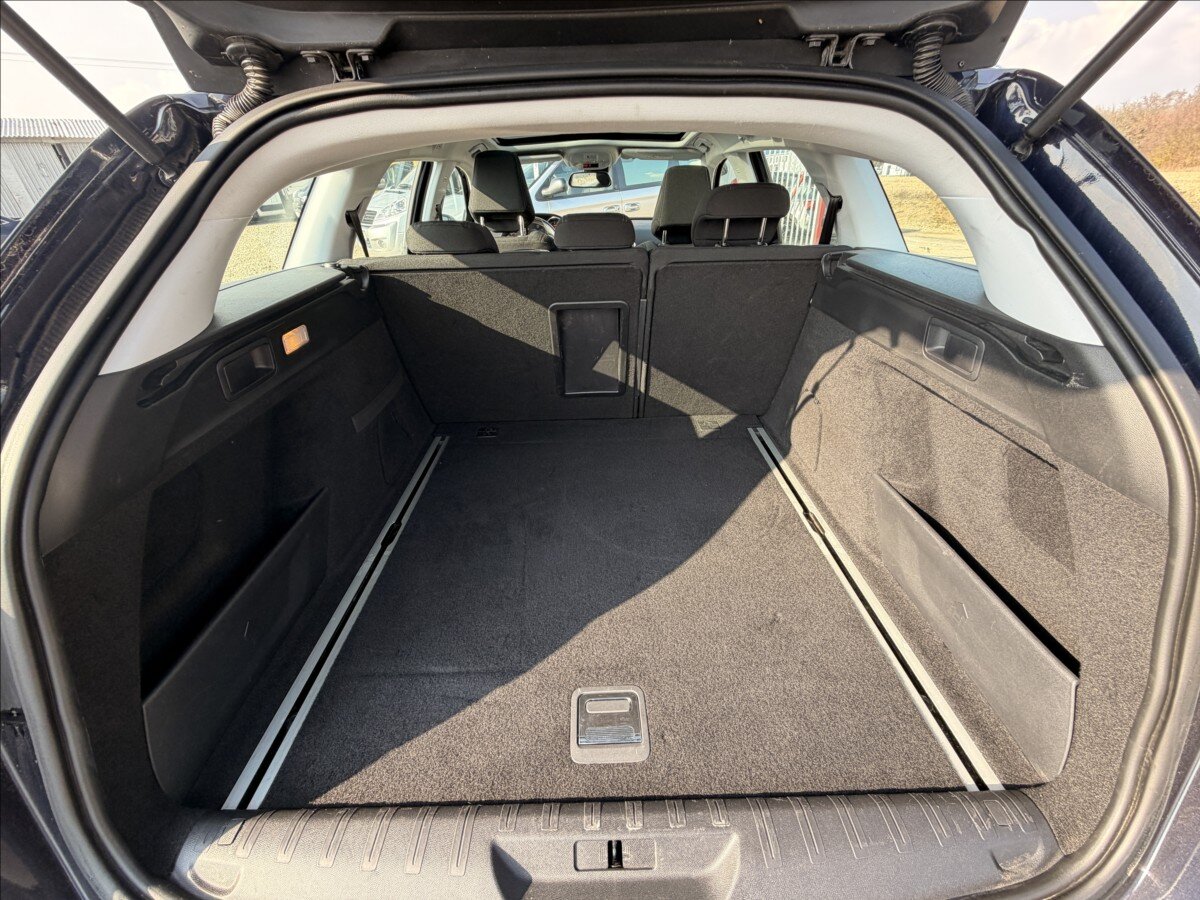 Peugeot 308 Kombi 2,0 l 110 kw