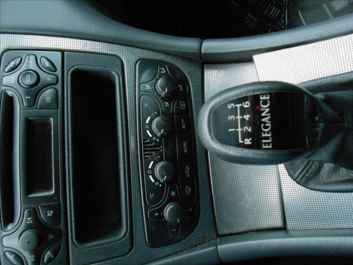 Mercedes-Benz Třídy C Kombi 2,1 l 90 kw