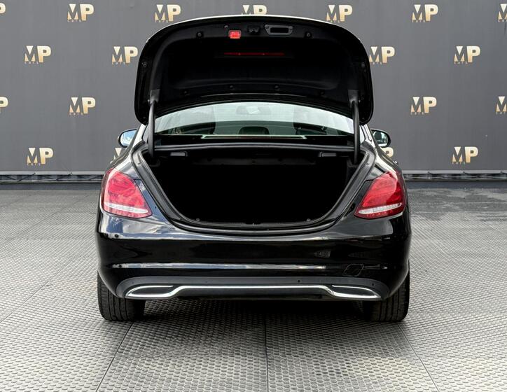 Mercedes-Benz Třídy C 6