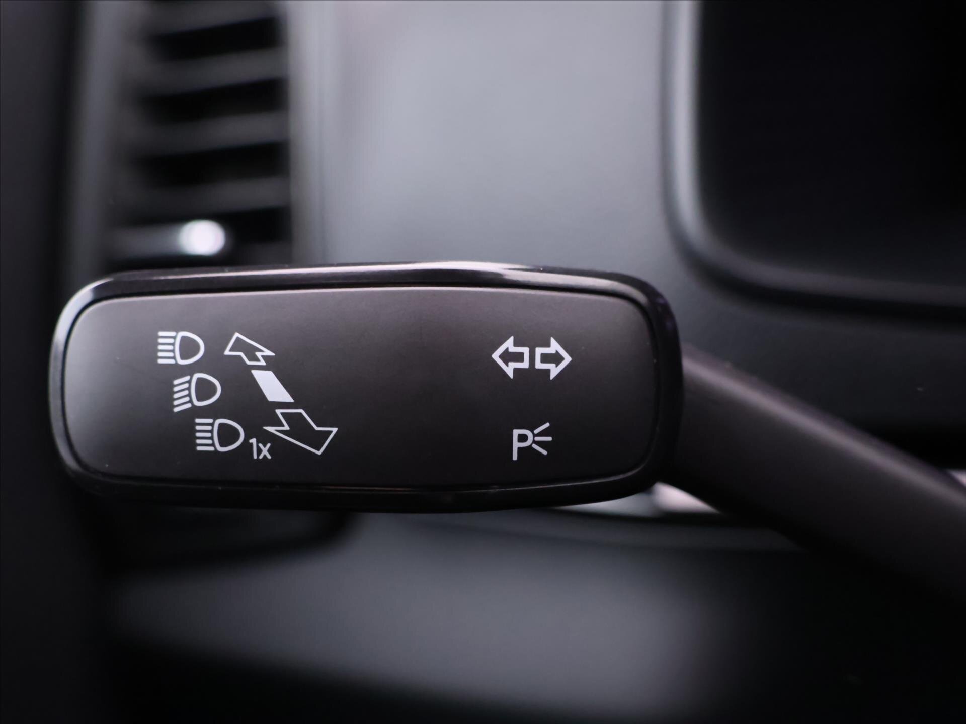 Škoda Karoq SUV 2,0 l 110 kw