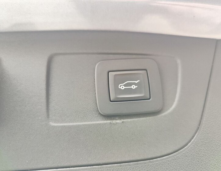 Opel Insignia Kombi 2,0 l 128 kw