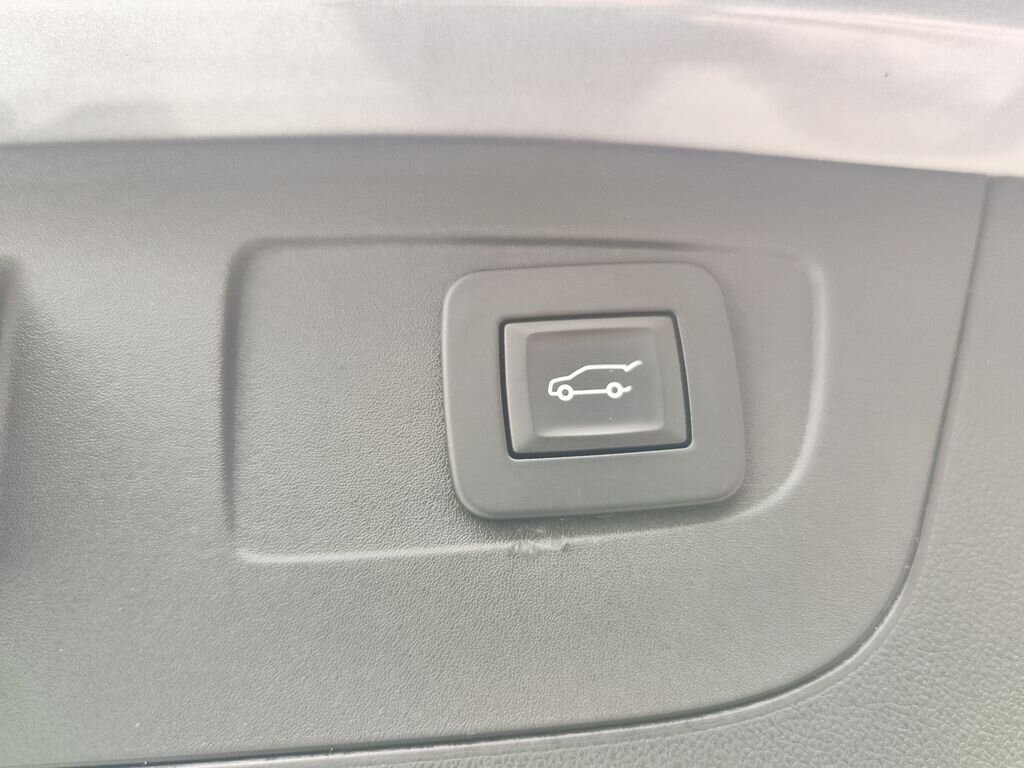 Opel Insignia Kombi 2,0 l 128 kw