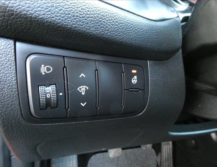 KIA Ceed Hatchback 1,6 l 996 kw