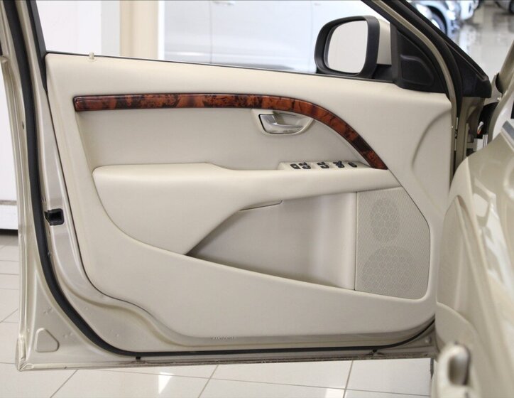 Volvo S80 Sedan 3,2 l 175 kw