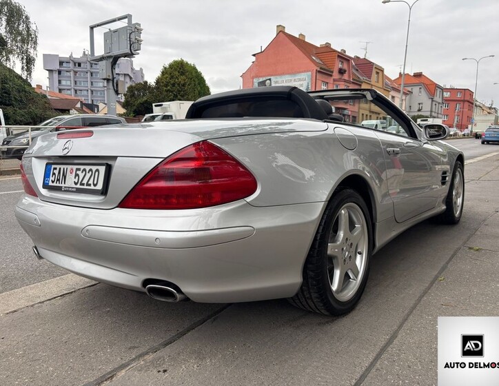 Mercedes-Benz SL 9
