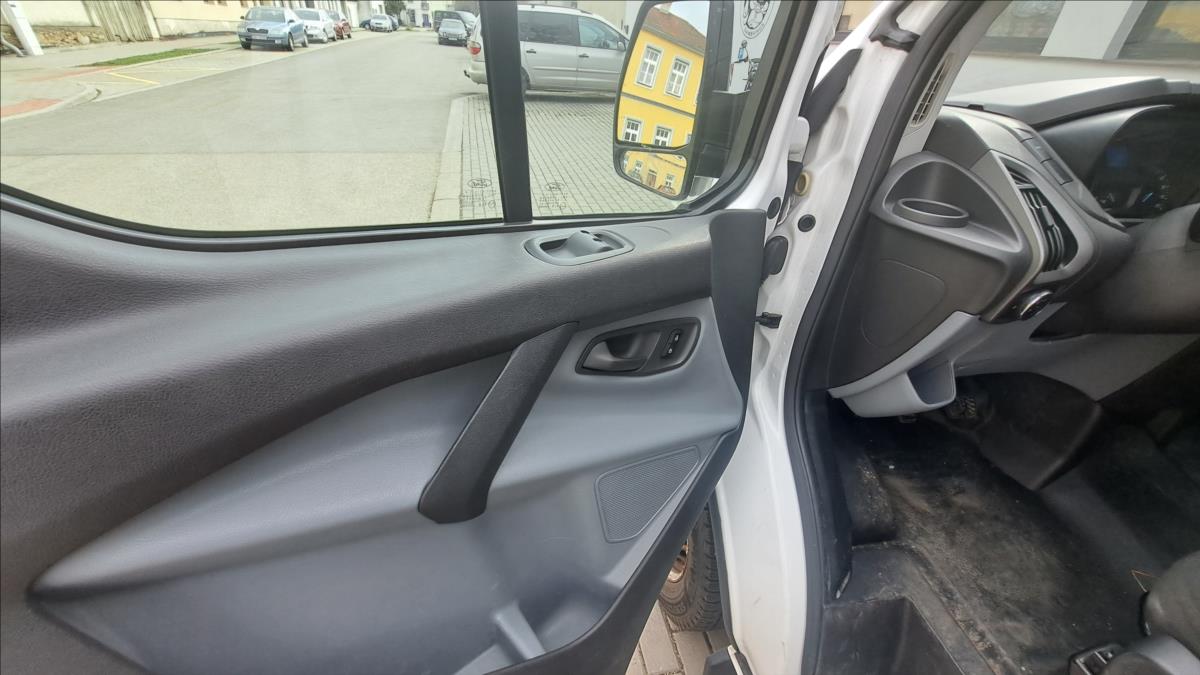 Ford Transit Custom Skříň 2,2 l 74 kw