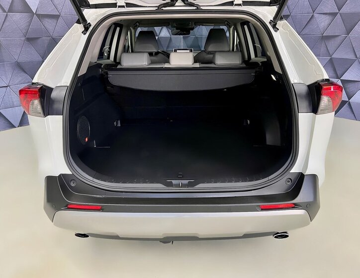 Toyota RAV4 SUV 2,5 l 163 kw