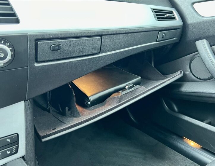 BMW Řada 5 Kombi 2,0 l 120 kw