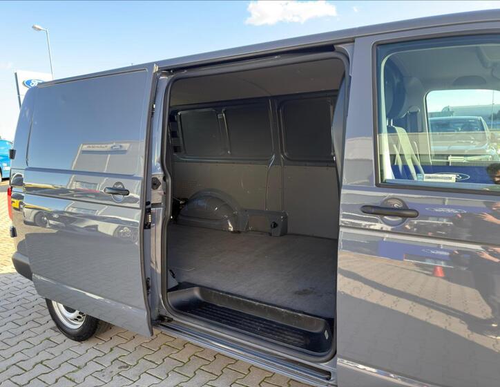 Volkswagen Transporter 13