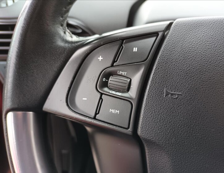 Citroën C4 Picasso MPV 1,2 l 81 kw