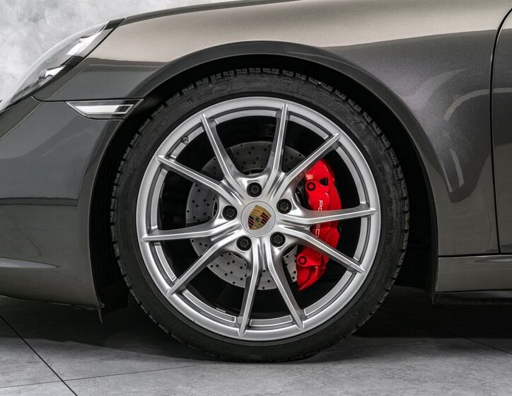 Porsche 911 Kupé 3,0 l 309 kw