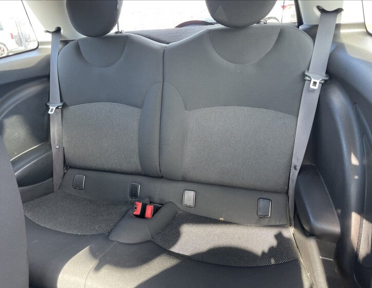 Mini Cooper Hatchback 1,6 l 88 kw