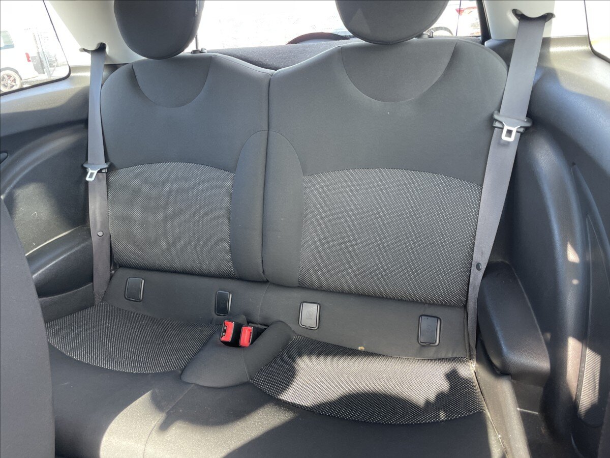 Mini Cooper Hatchback 1,6 l 88 kw