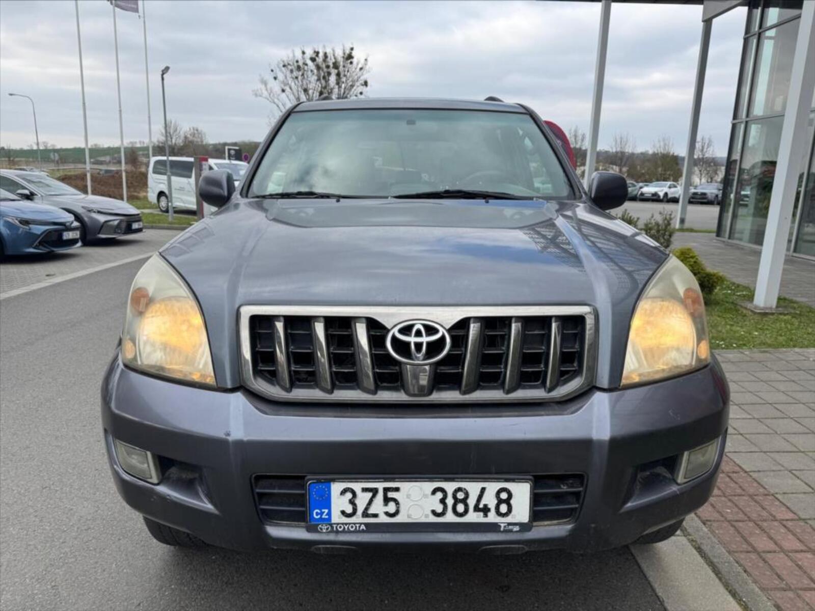 Toyota Land Cruiser 8