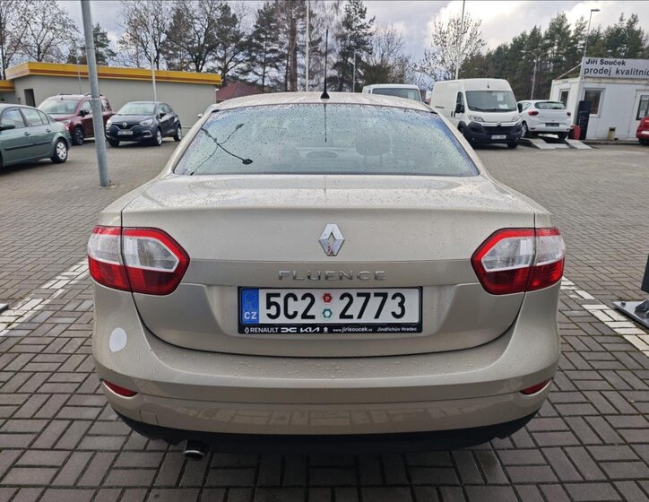 Renault Fluence Sedan / Limuzína 1,5 l 66 kw