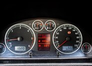 Volkswagen Ostatní VAN-Minibus 2,5 l 128 kw