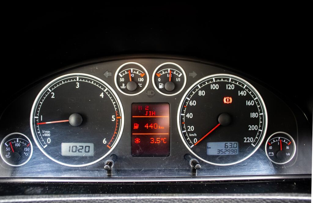 Volkswagen Ostatní VAN-Minibus 2,5 l 128 kw