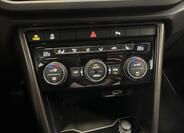 Volkswagen T-Roc 13