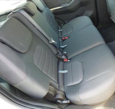 Nissan Pathfinder 25