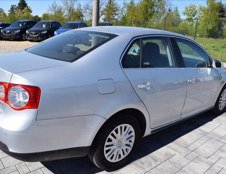 Volkswagen Jetta Kombi 1,4 l 90 kw