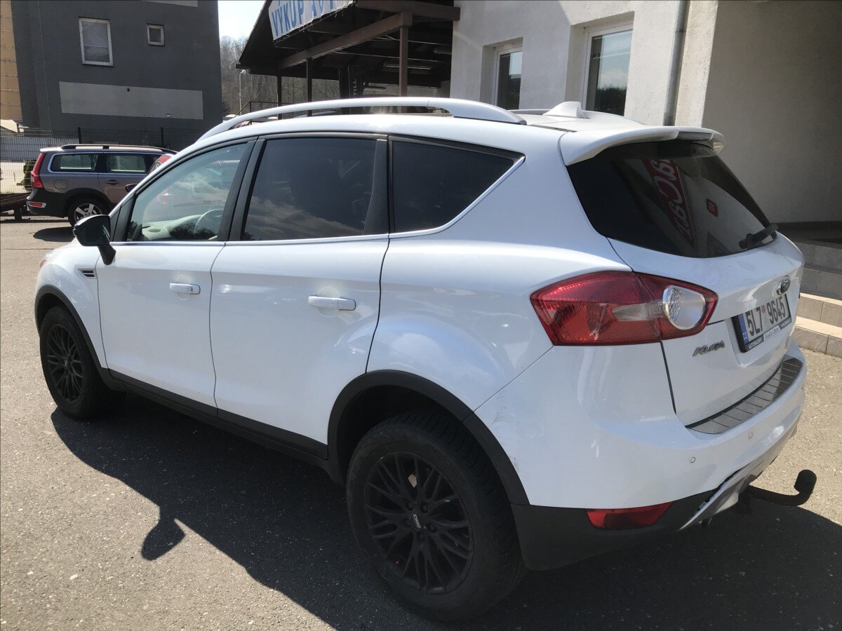 Ford Kuga SUV / Terénní 2,0 l 120 kw