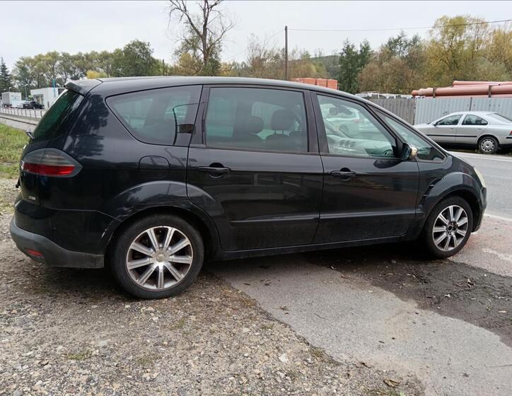 Ford S-MAX 12