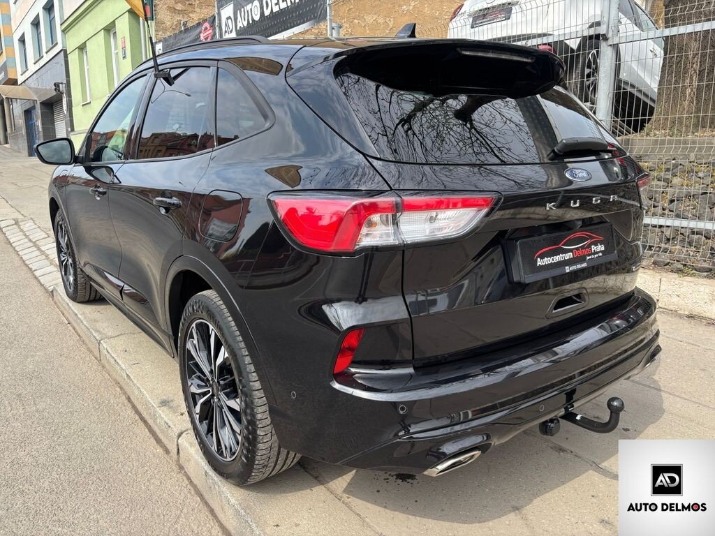 Ford Kuga SUV / Terénní 2,5 l 165 kw