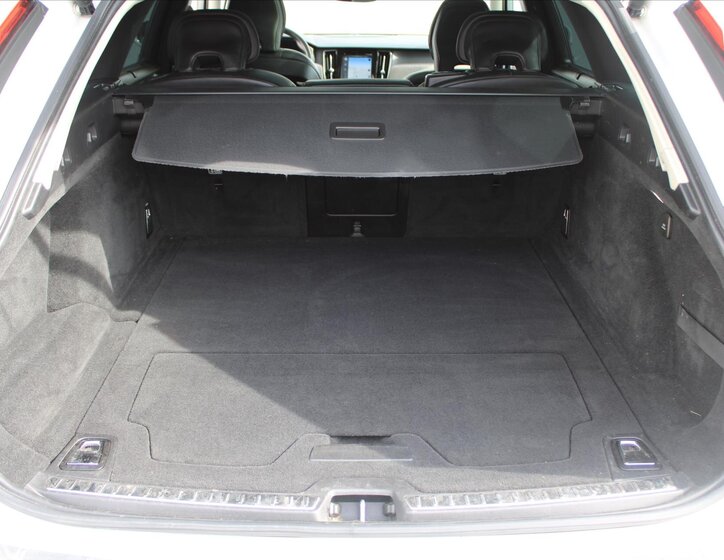 Volvo V90 Kombi 2,0 l 173 kw