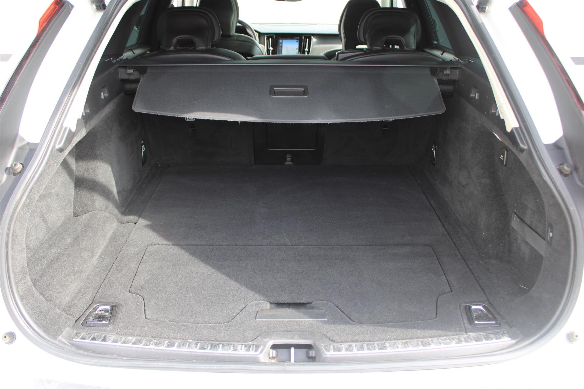 Volvo V90 Kombi 2,0 l 173 kw