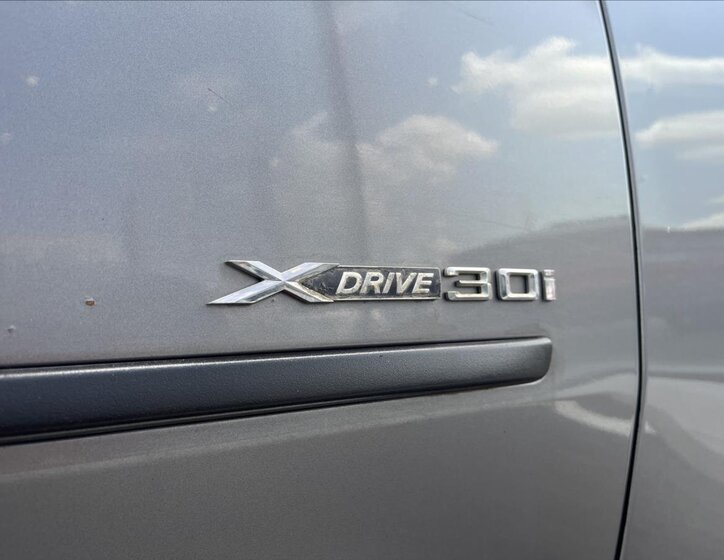 BMW X5 SUV / Terénní 3,0 l 200 kw