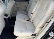 Volvo XC90 SUV / Terénní 2,0 l 335 kw