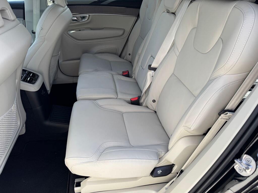 Volvo XC90 SUV / Terénní 2,0 l 335 kw