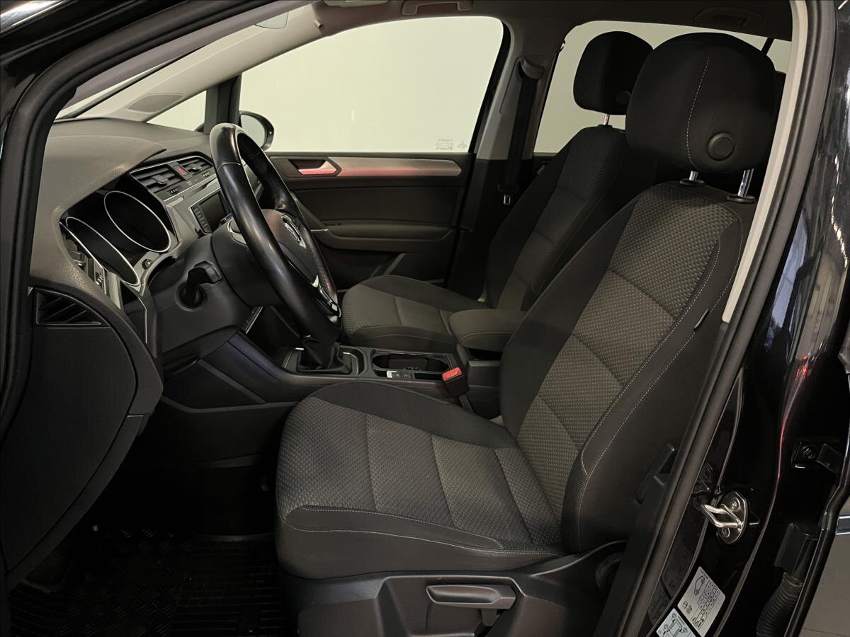 Volkswagen Touran MPV 1,6 l 81 kw
