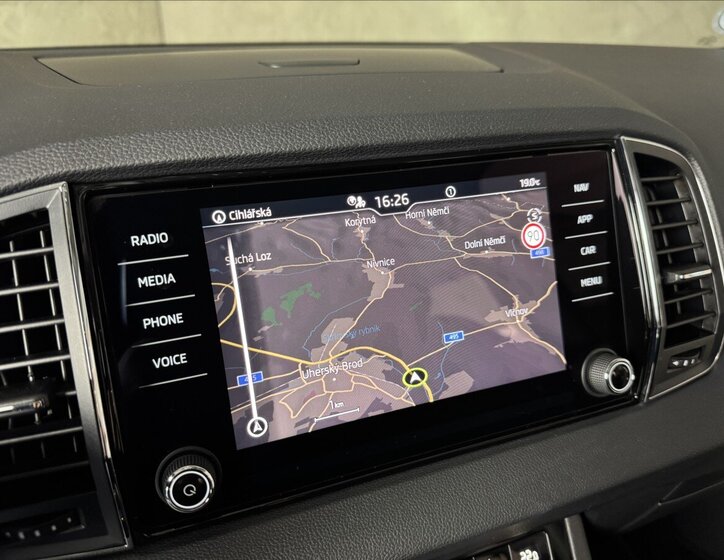 Škoda Karoq SUV 1,5 l 110 kw