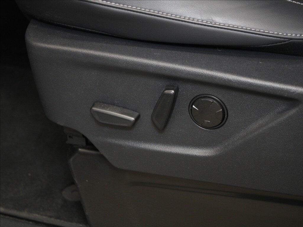 Ford Tourneo Custom MPV 2,0 l 125 kw