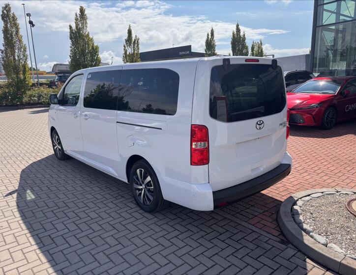 Toyota ProAce Verso 6