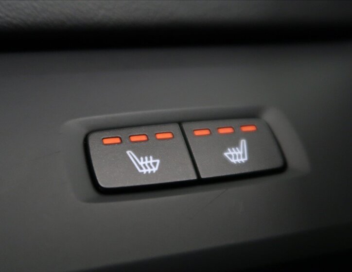 Volvo V60 Kombi 2,0 l 140 kw