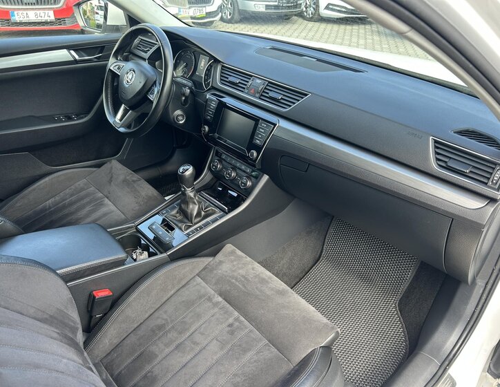 Škoda Superb Kombi 2,0 l 110 kw