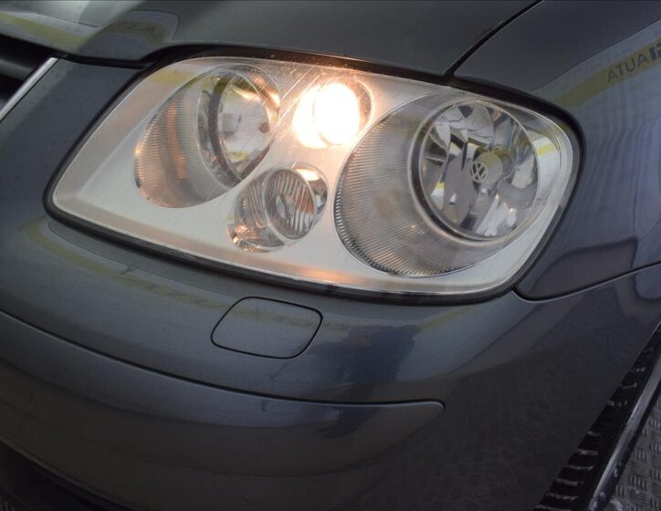 Volkswagen Touran MPV 2,0 l 103 kw