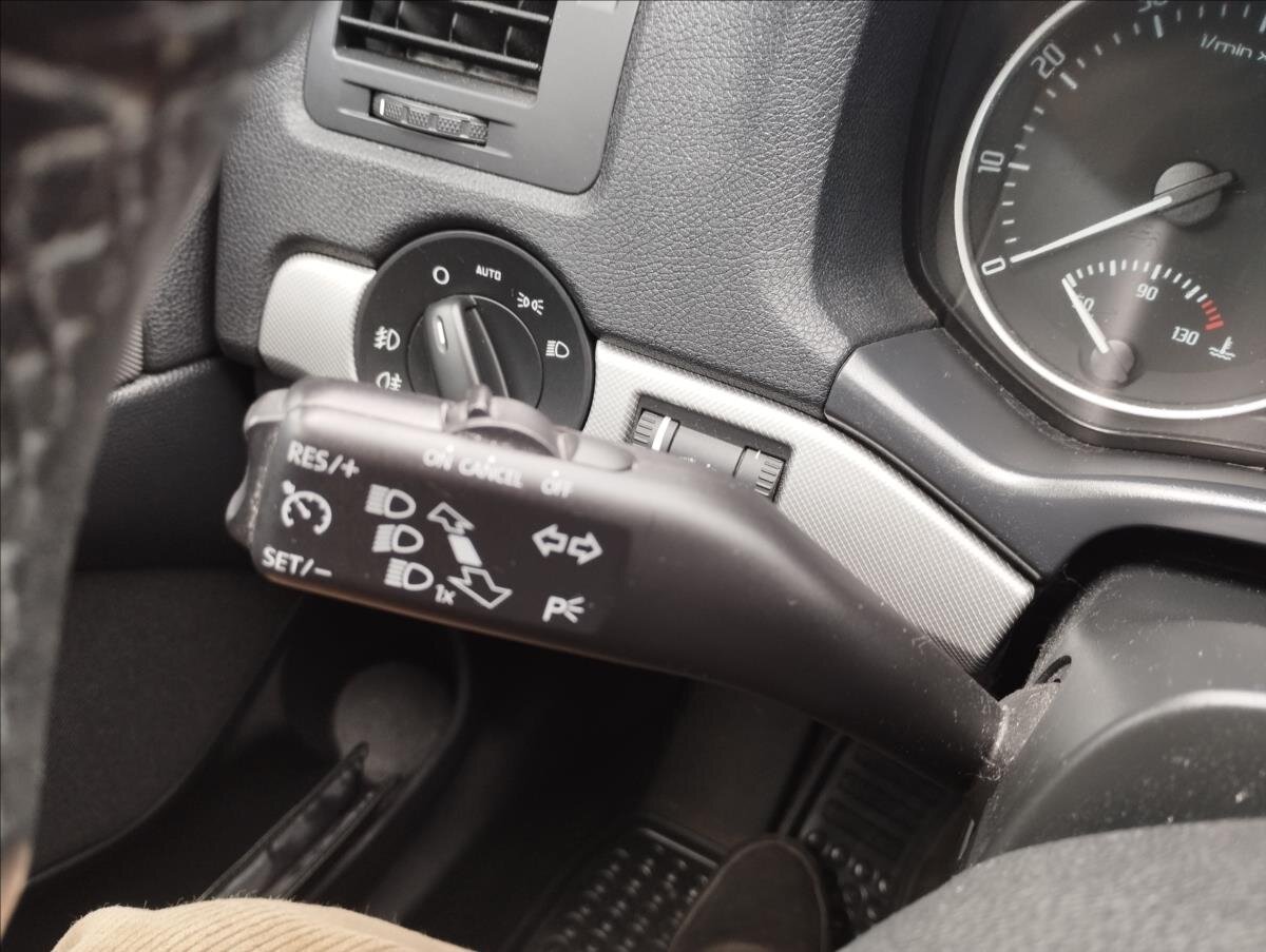 Škoda Octavia Kombi 1,2 l 77 kw