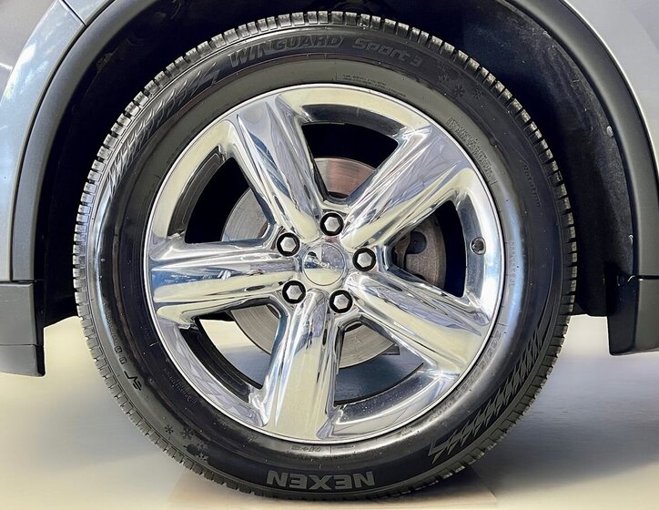 Dodge Durango SUV / Terénní 5,7 l 268 kw