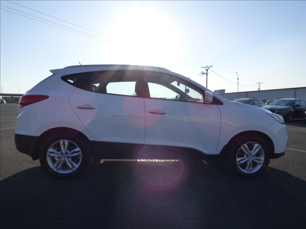 Hyundai ix35 SUV / Terénní 1,6 l 99 kw