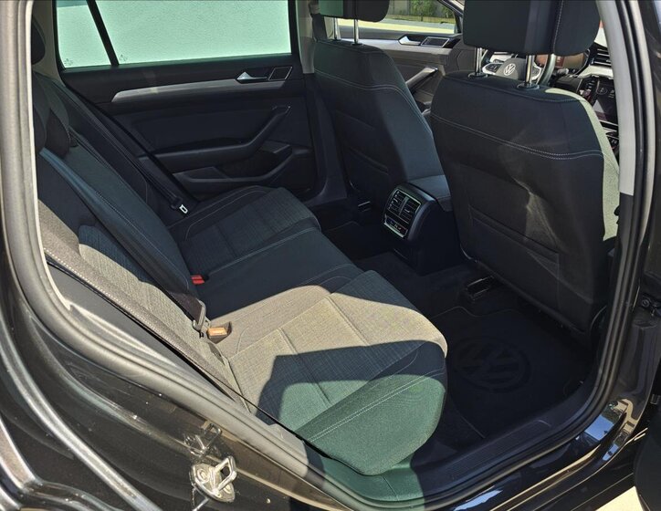 Volkswagen Passat Kombi 2,0 l 110 kw