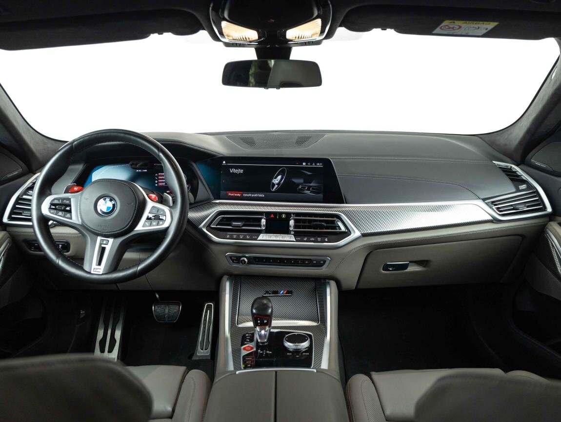 BMW X6 SUV 4,4 l 460 kw