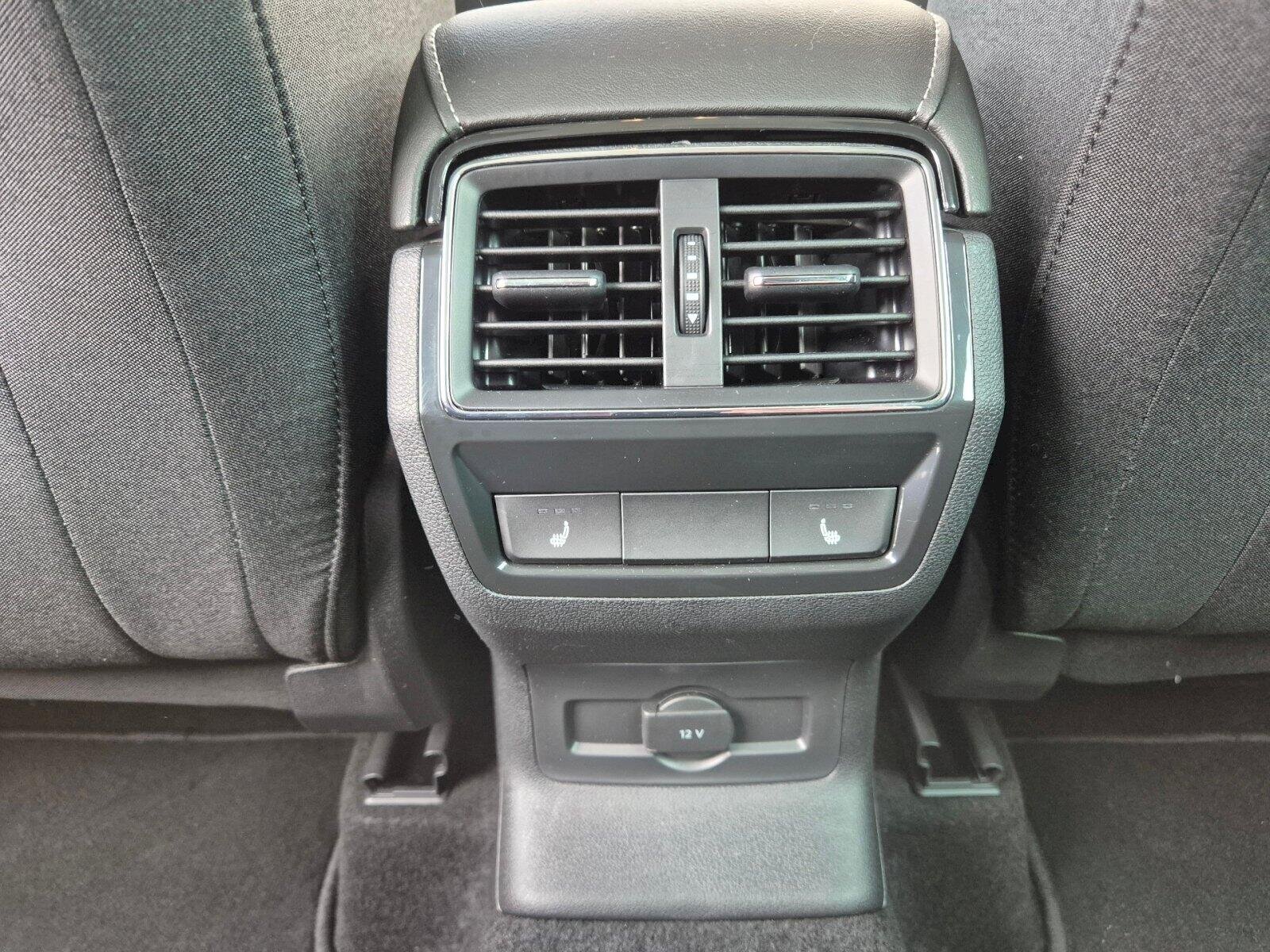 Škoda Karoq SUV 1,5 l 110 kw