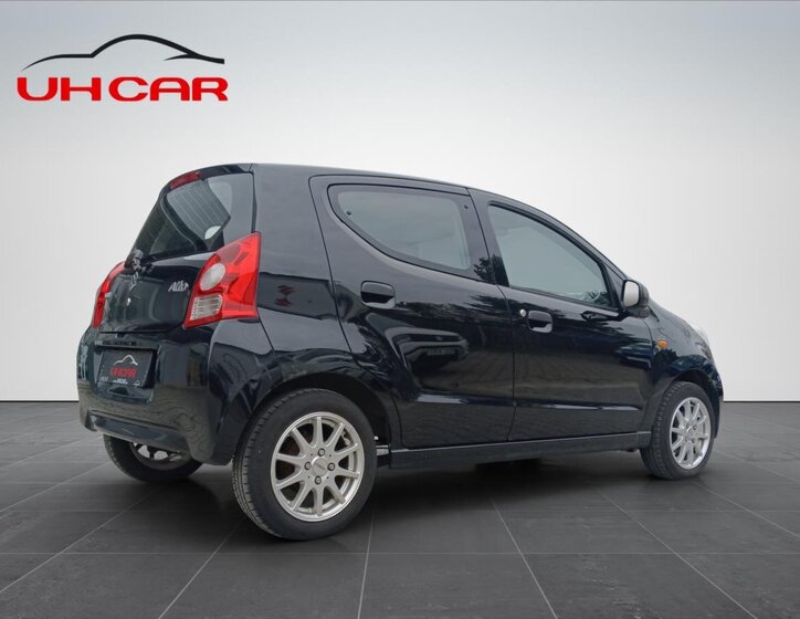 Suzuki Alto Hatchback 996,0 50 kw