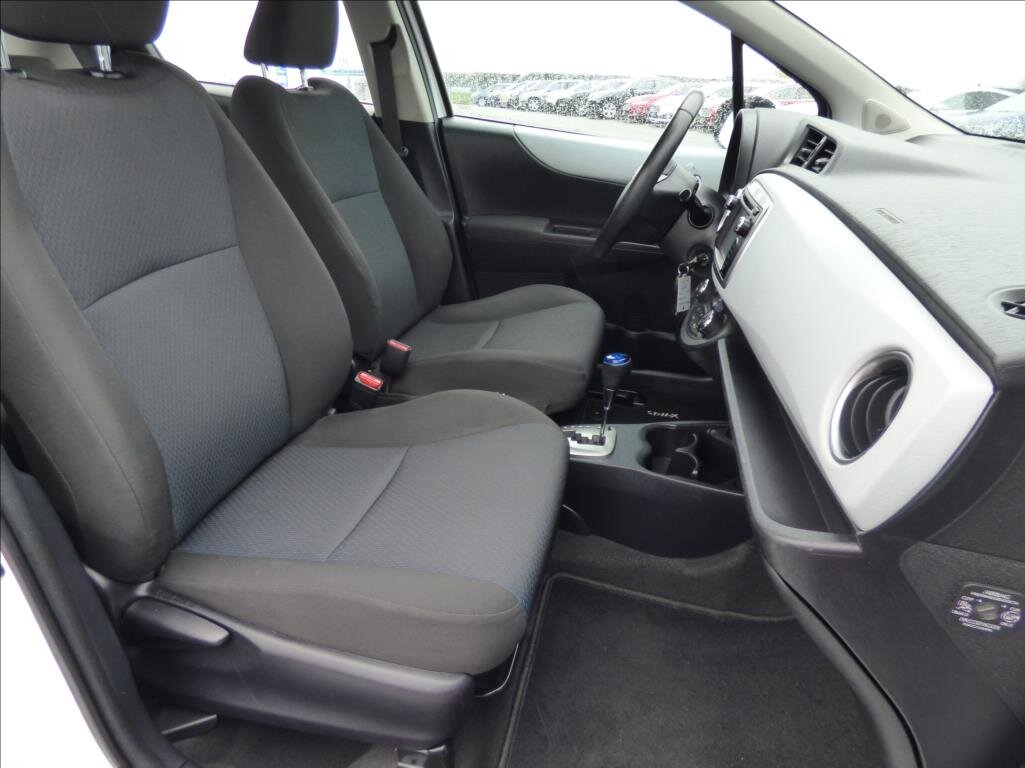 Toyota Yaris Hatchback 1,5 l 55 kw