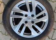 Peugeot 208 Hatchback 1,2 l 74 kw