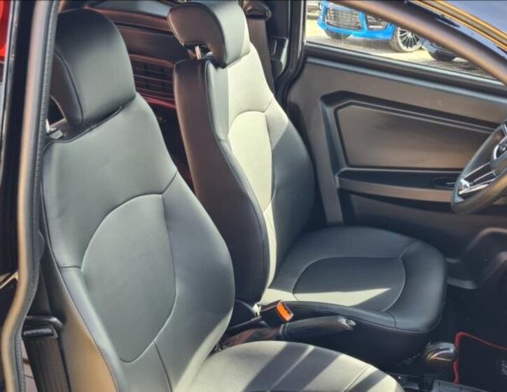 Ligier Ostatní Hatchback 499,0 6 kw